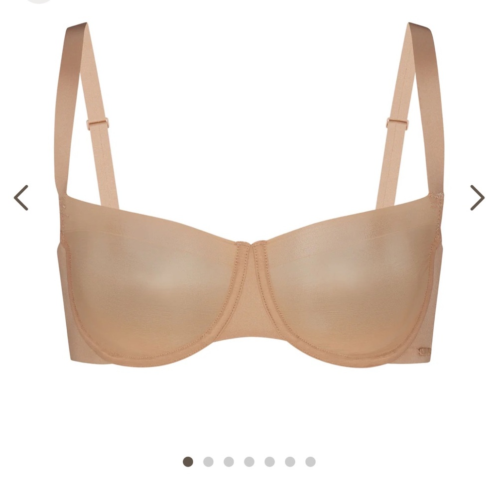 NWT SKIMS Balconette Bra